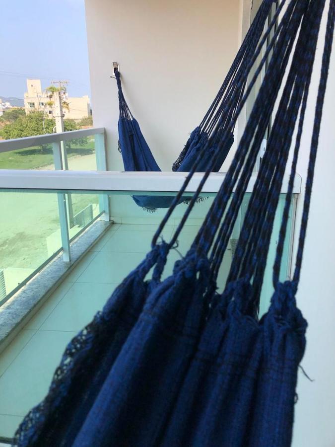 Casas Para Locacao Em בומבינאס מראה חיצוני תמונה
