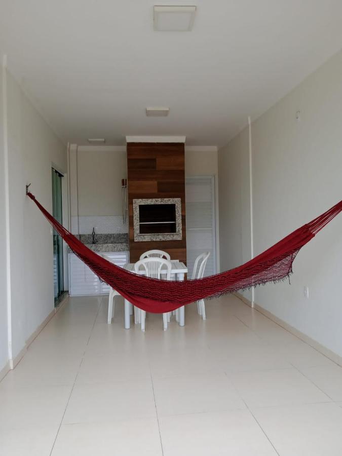 Casas Para Locacao Em בומבינאס מראה חיצוני תמונה