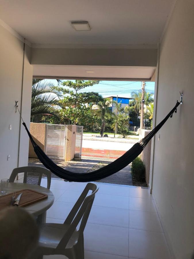 Casas Para Locacao Em בומבינאס מראה חיצוני תמונה